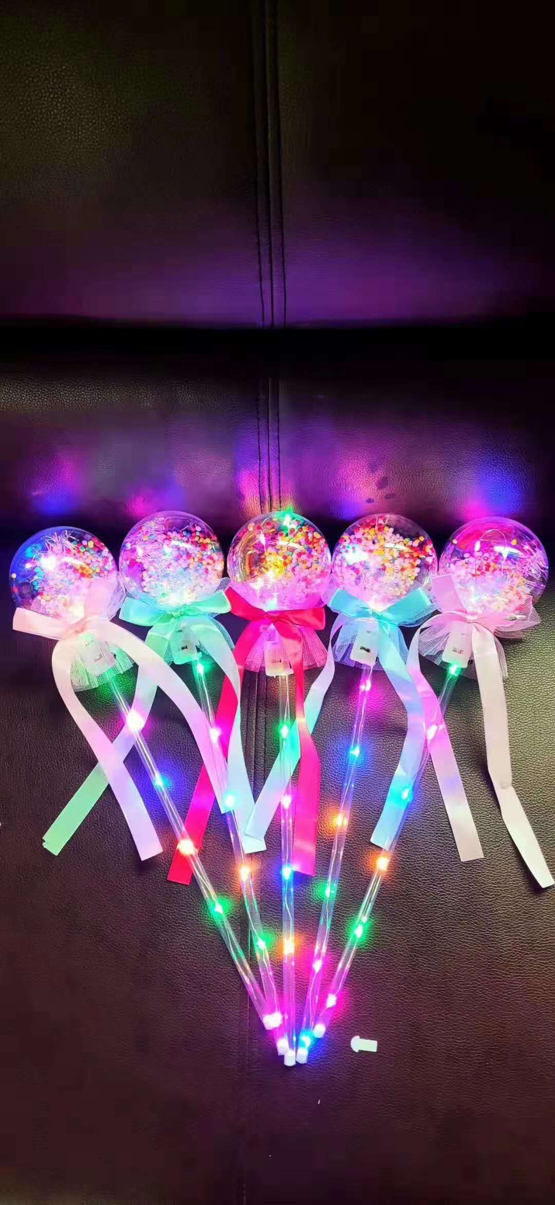 抖音热销星空仙女棒 一夜星空在手，点亮夜市童趣